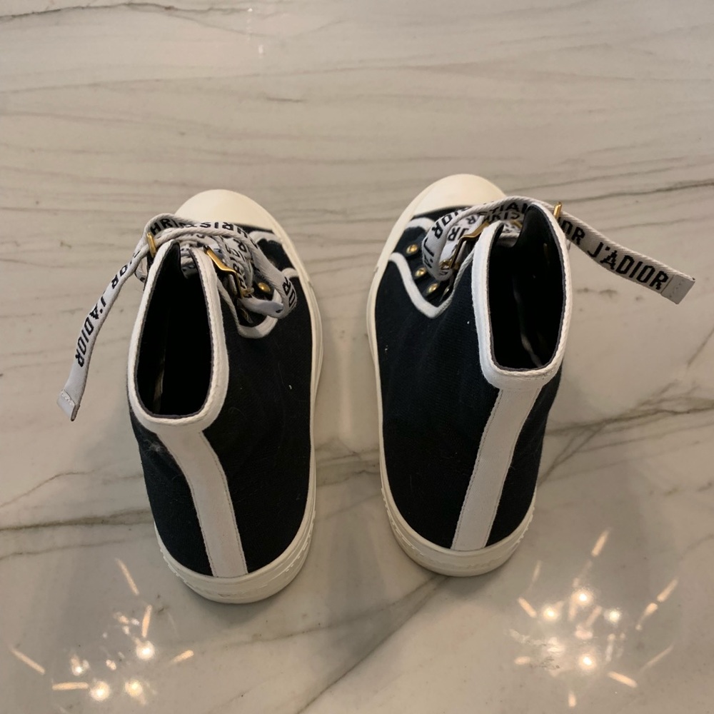 Canvas J’adior high top trainers